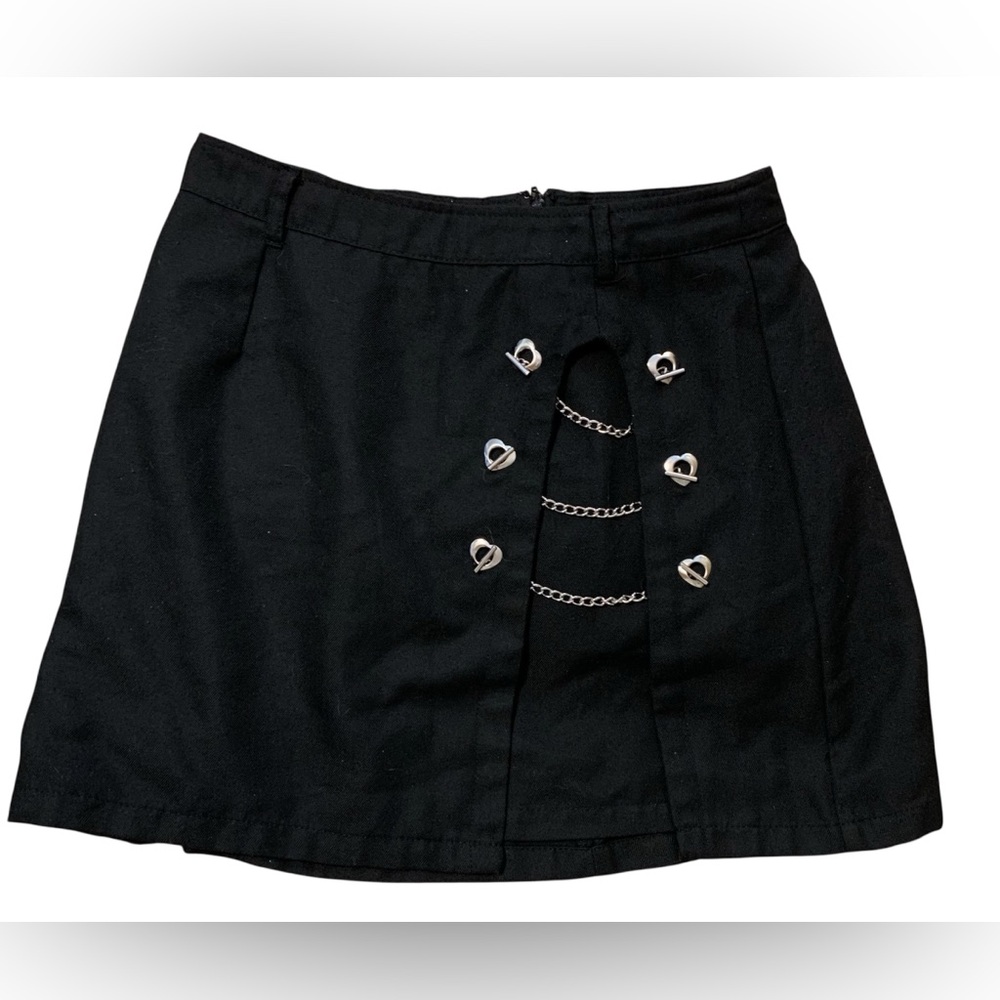 Hot Topic Mini Skirt Size M Black Hearts with Chains Goth EMO Rock Punk Skater